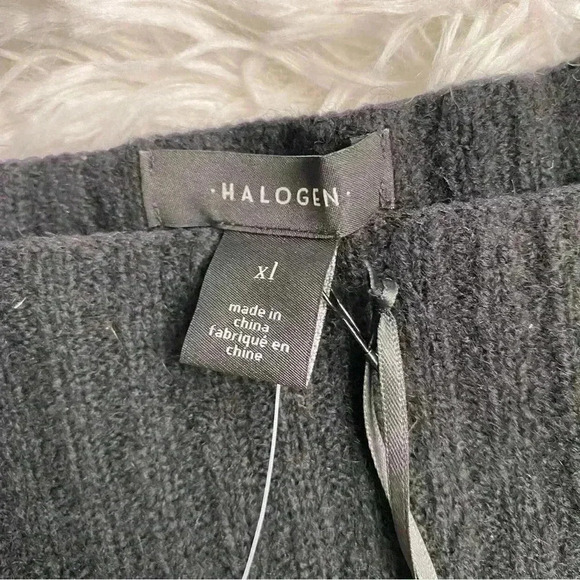 Halogen Sweater.  Ballon sleeves.  Black.  Size XL.  NWT. - Picture 4 of 7